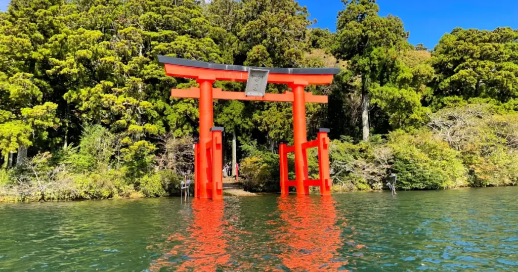 Hakone Shrine and the Torii Gate on Lake Ashi