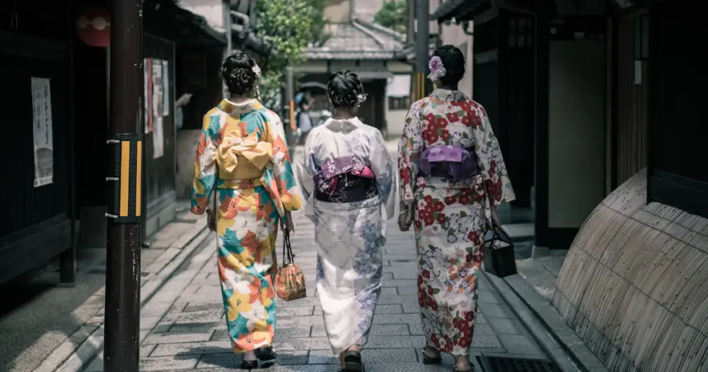 Private Tour Japan – Safety, Insurance, and Language Support