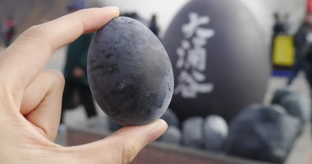 kuro-tamago (black eggs)