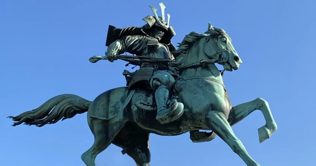 Statue of Kusunoki Masashige Explained Simply